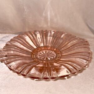 Anchor Hocking ‘old cafe’ pink depression glass plate /dish 9” dia